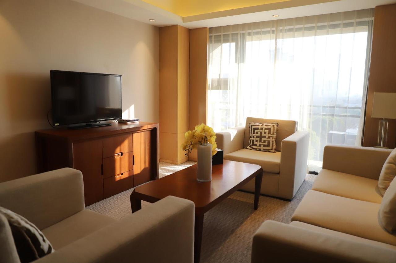 Jinling Riverside Hotel Nanking Exterior foto