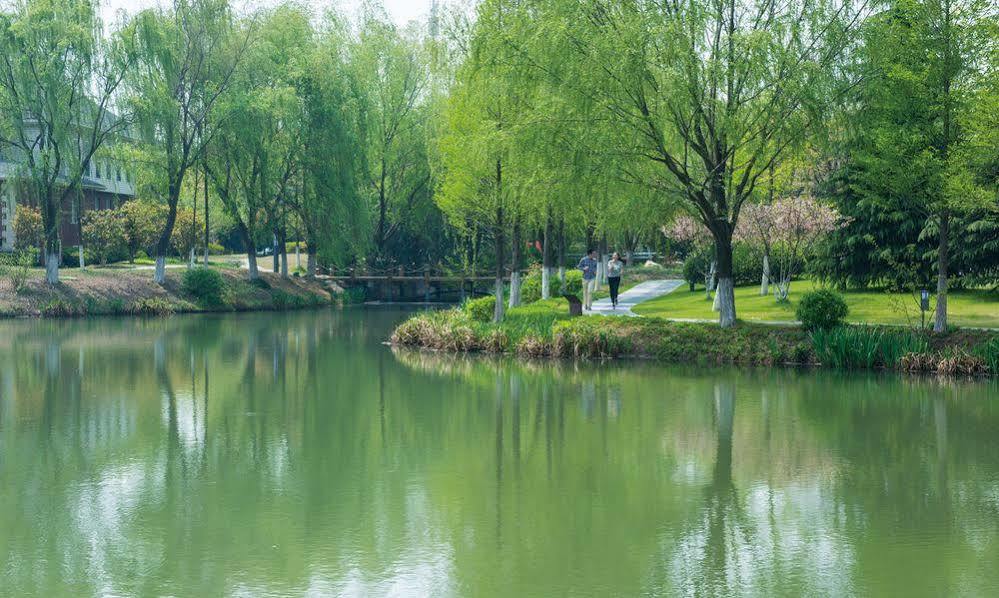 Jinling Riverside Hotel Nanking Exterior foto