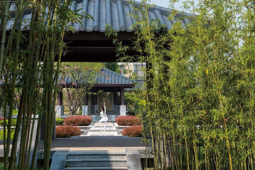 Jinling Riverside Hotel Nanking Exterior foto